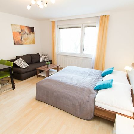 Checkvienna - Giessaufgasse Apartment Luaran gambar