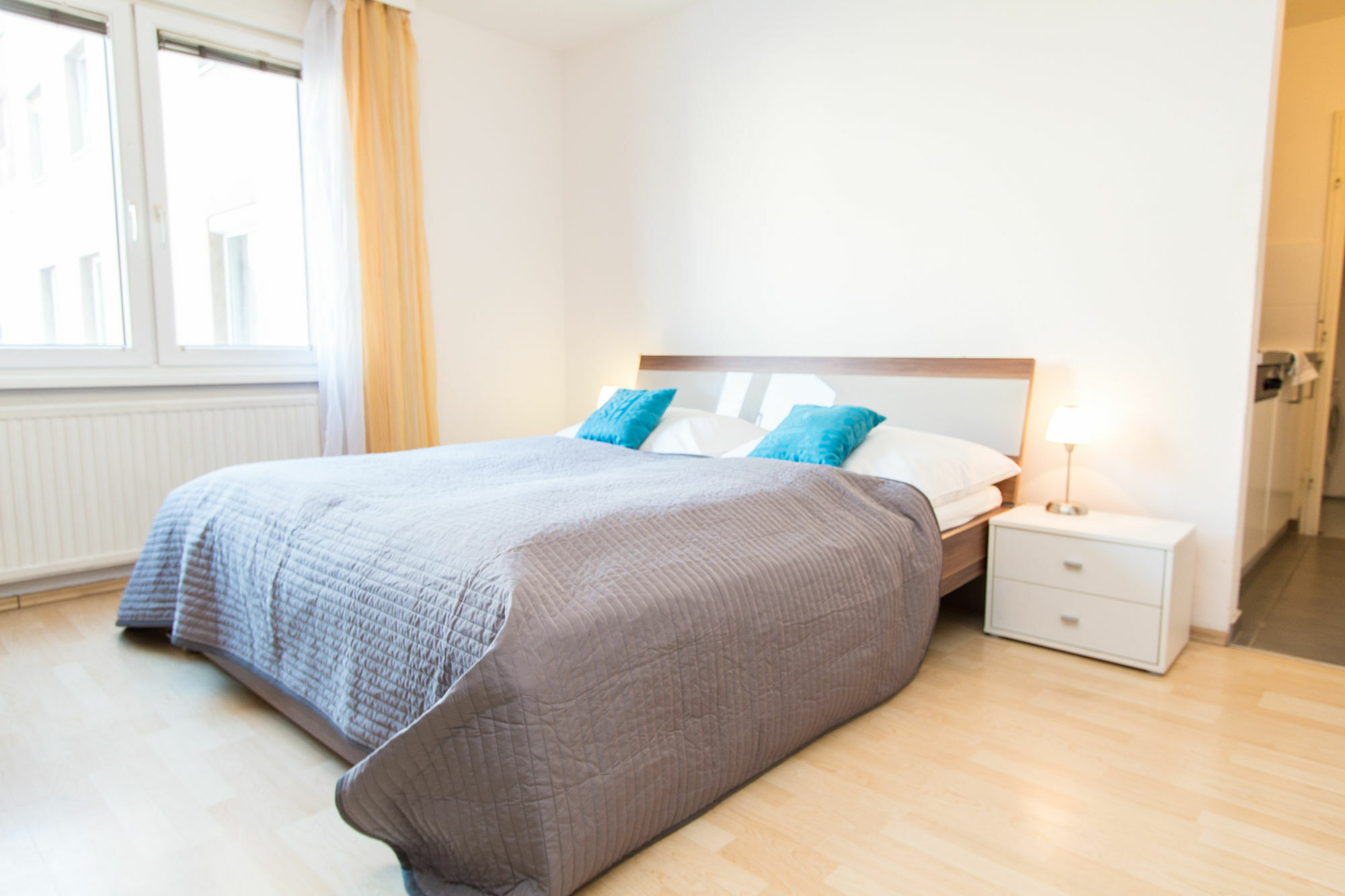 Checkvienna - Giessaufgasse Apartment Luaran gambar